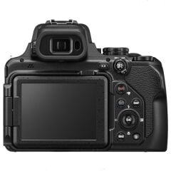 Nikon Coolpix P1100 Fotoğraf Makinesi