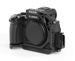 Tilta TA-T50-HCC-B Panasonic  S5 II/IIX için Yarım Kamera Kafesi