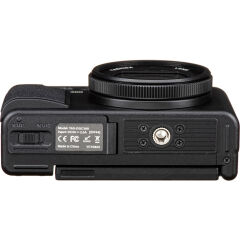 Yashica City 300 Dijital Fotoğraf Makinesi (Siyah)