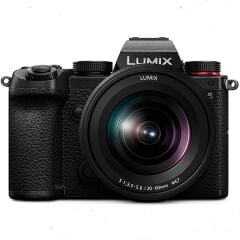 Panasonic Lumix S5 20-60 mm Lensli Aynasız Kamera