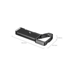 SmallRig 6033 Sony Alpha 7 V / 7R V / 7 IV  için AirTag Yuvalı  Taban Plakası
