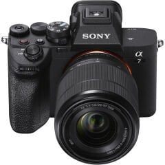 Sony A7 IV + 28-70mm Lensli Aynasız Fotoğraf Makinesi