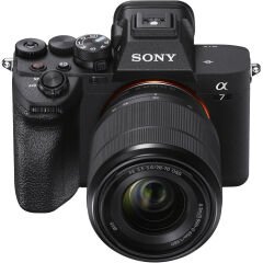 Sony A7 IV + 28-70mm Lensli Aynasız Fotoğraf Makinesi